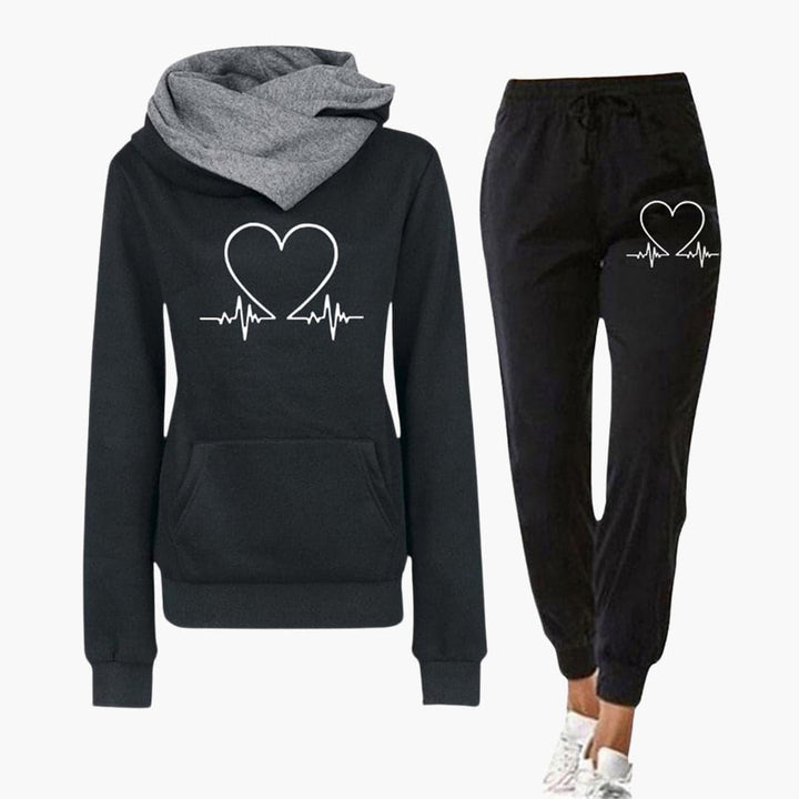 Fashionable Relaxed Fit Jogging Set for Women - MayfairMode